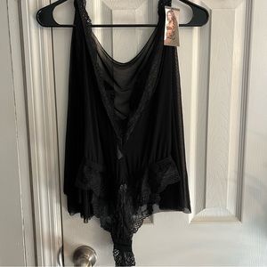 Escante Collection Lace & Mesh Teddy With Cape Size L